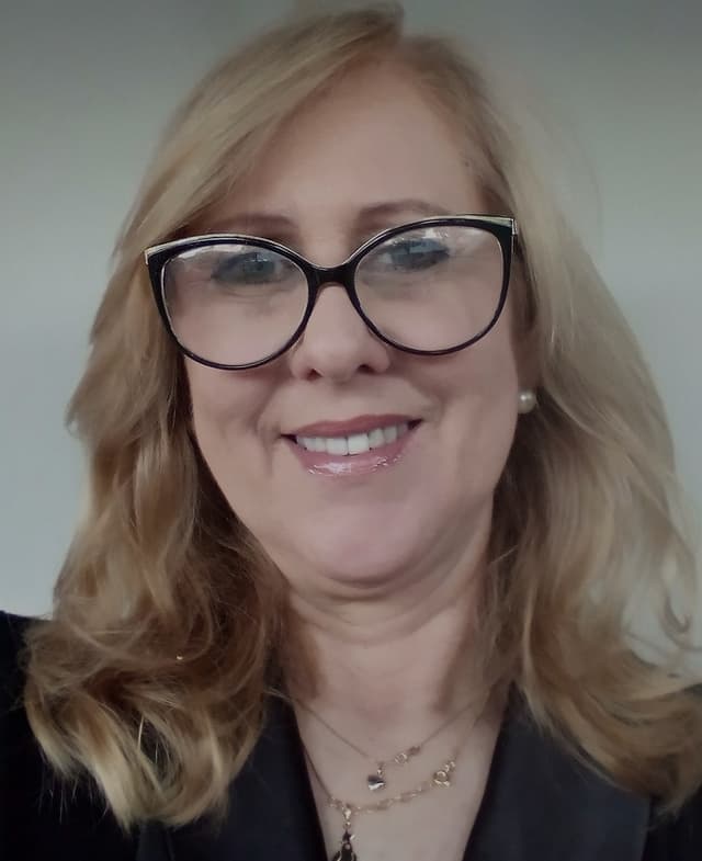 Márcia Maria Hoff